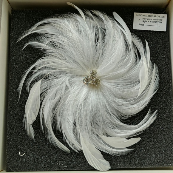 Ansonia Bridal Accessories - Ansonia Feather Bridal Hairclip Ansonia Bridal Accessories - Ansonia Feather Bridal Hairclip